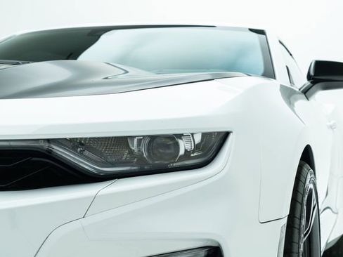 Used 2023 Chevrolet Camaro SS image 11