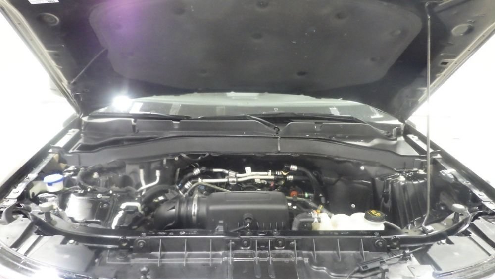 Used 2022 Ford Explorer XLT w/ Equipment Group 202A AWD/4WD image 10