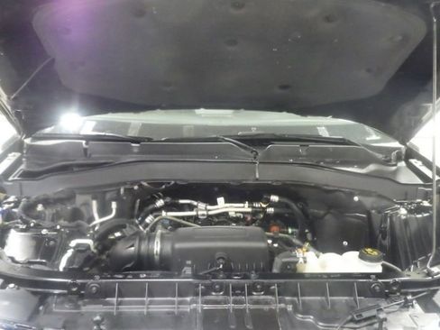 Used 2022 Ford Explorer XLT w/ Equipment Group 202A AWD/4WD image 10