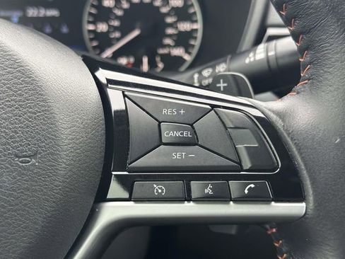 Used 2023 Nissan Altima 2.5 SR w/ SR Premium Package image 24