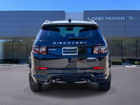 New 2025 Land Rover Discovery Sport S image 5