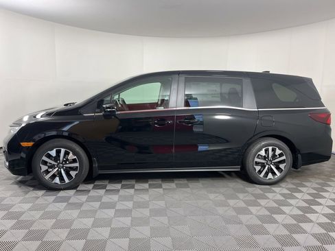 New 2026 Honda Odyssey EX-L image 2