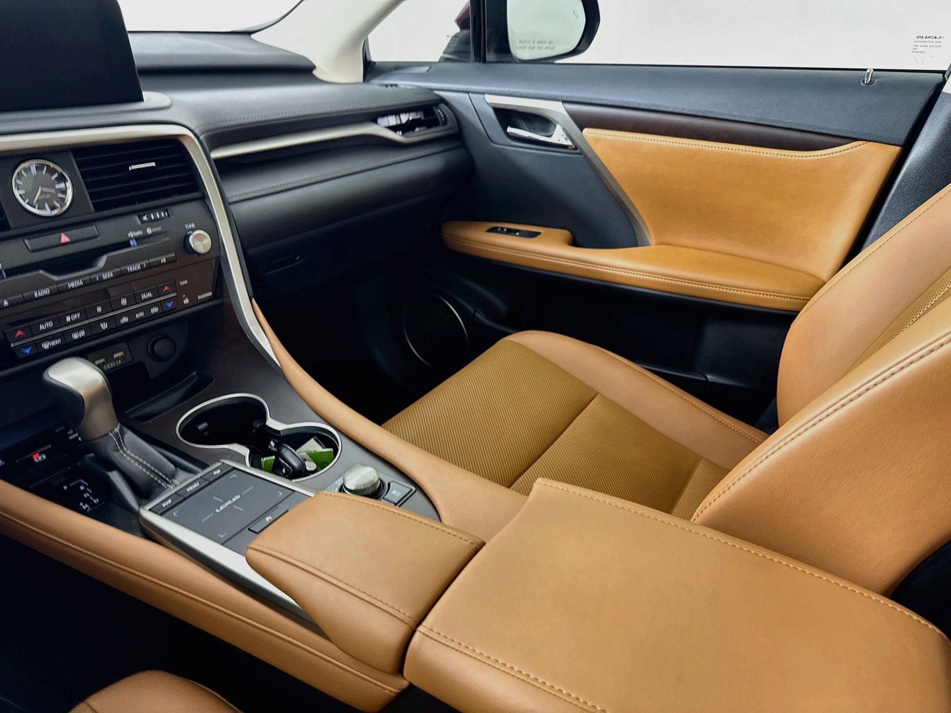 Used 2022 Lexus RX 350 FWD w/ Premium Package image 25