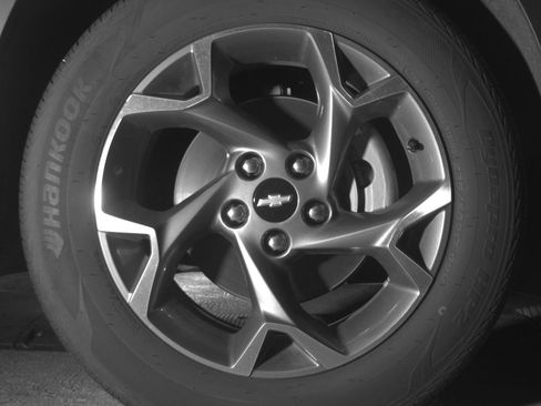 Used 2025 Chevrolet Trax LT w/ LT Convenience Package image 13