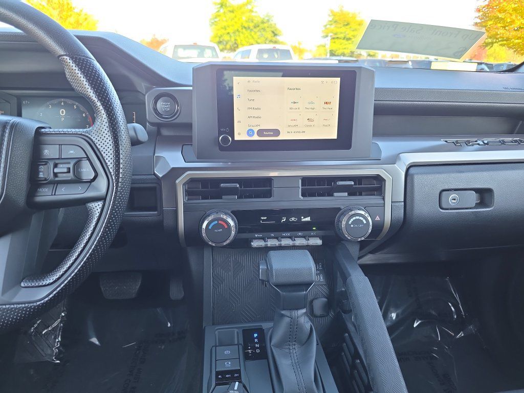 Used 2026 Toyota Tacoma SR5 AWD/4WD image 18