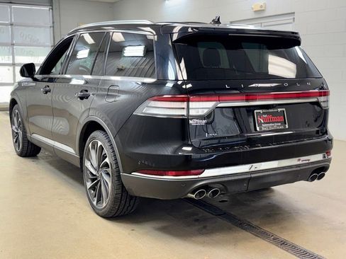 Used 2020 Lincoln Aviator Reserve w/ Equipment Group 202A image 7