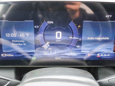 Used 2026 Chevrolet Equinox EV LT image 19