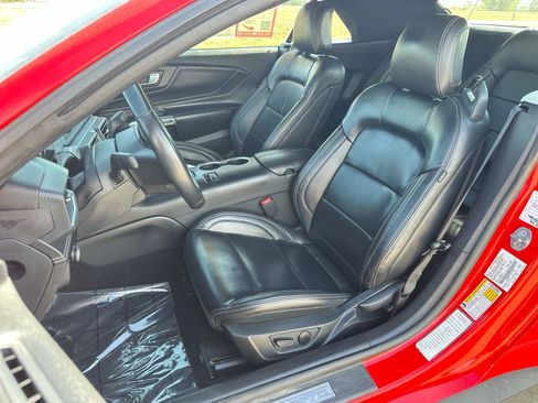 Used 2024 Ford Mustang Premium image 11