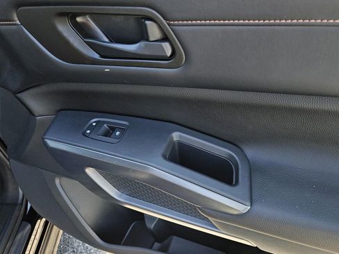 Certified 2024 Nissan Pathfinder Rock Creek image 8