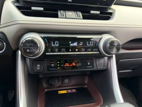Certified 2025 Toyota RAV4 Limited w/ Advanced Technology Package AWD/4WD image 13