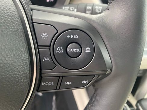 Certified 2023 Toyota Corolla Cross XLE w/ Convenience Package AWD/4WD image 24