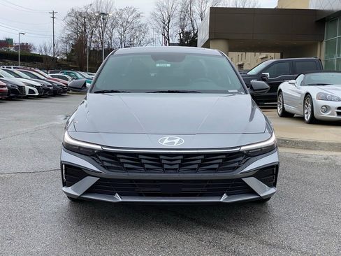 New 2026 Hyundai Elantra SEL Sport image 2