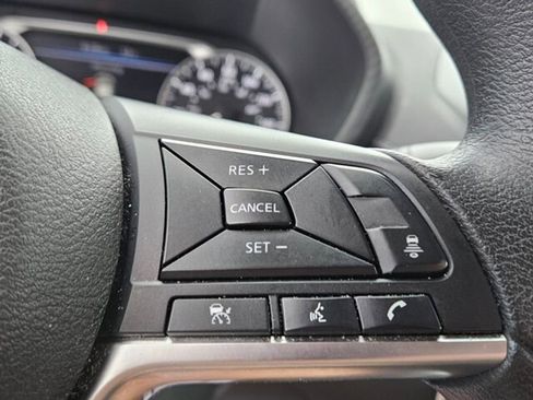 Used 2024 Nissan Sentra SV image 25