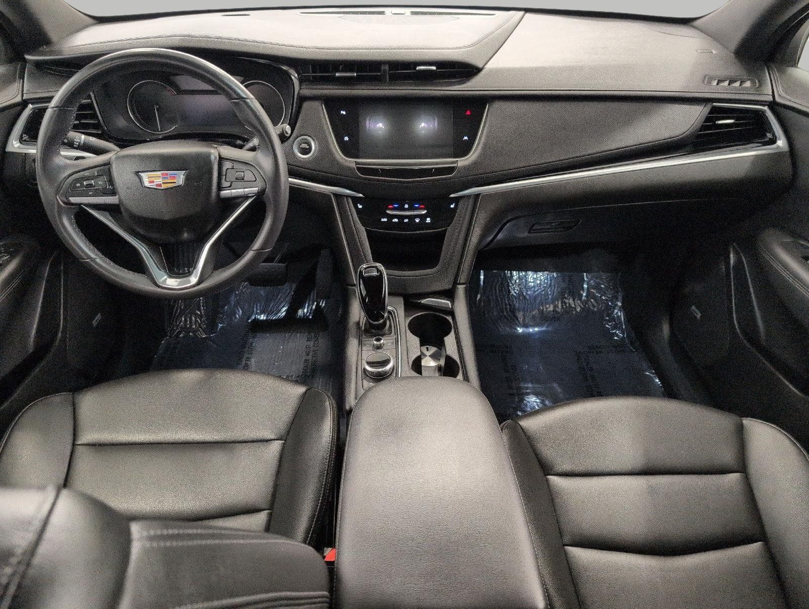 Certified 2024 Cadillac XT6 Luxury w/ LPO, Floor Liner Package AWD/4WD image 6