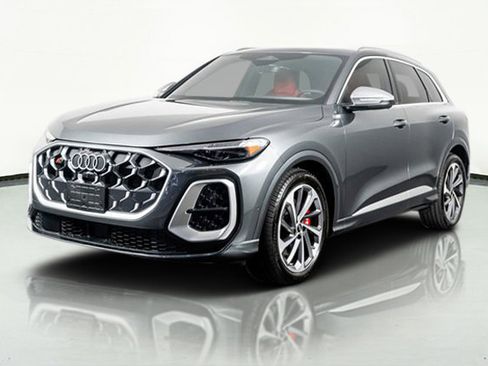 Used 2025 Audi SQ5 Premium Plus image 22