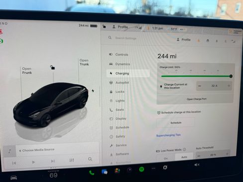 Used 2022 Tesla Model 3 RWD image 5