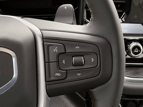 New 2026 GMC Sierra 1500 SLT image 11