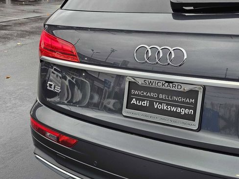 Used 2023 Audi Q5 2.0T Premium w/ Convenience Package image 16