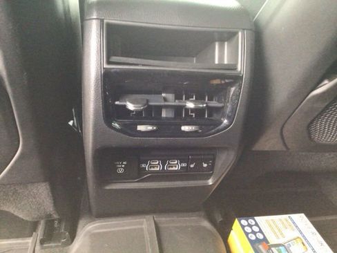 Used 2022 Jeep Grand Cherokee Trailhawk AWD/4WD image 18