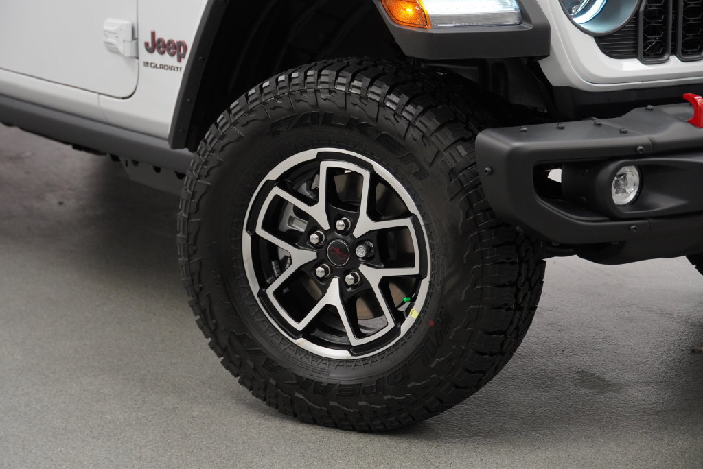 New 2027 Jeep Gladiator Rubicon AWD/4WD image 4
