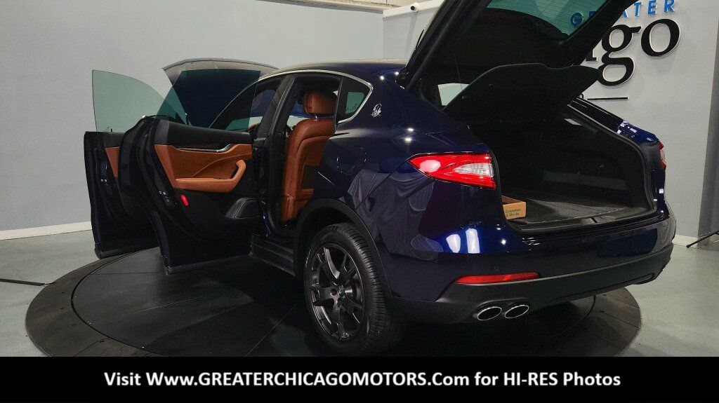 Used 2018 Maserati Levante AWD/4WD image 19