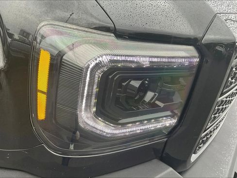 Used 2016 GMC Sierra 3500 Denali w/ Duramax Plus Package image 29