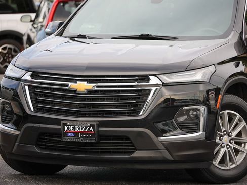 Used 2023 Chevrolet Traverse LT FWD image 19