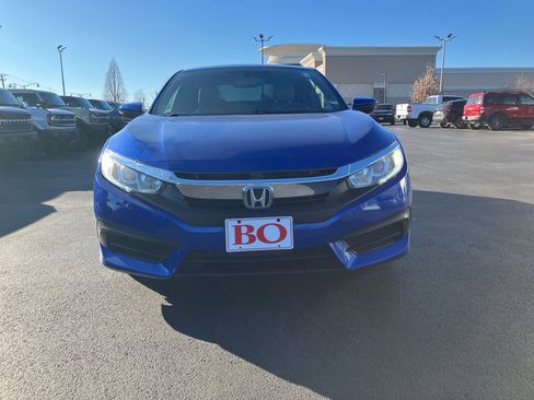 Used 2018 Honda Civic LX-P image 2