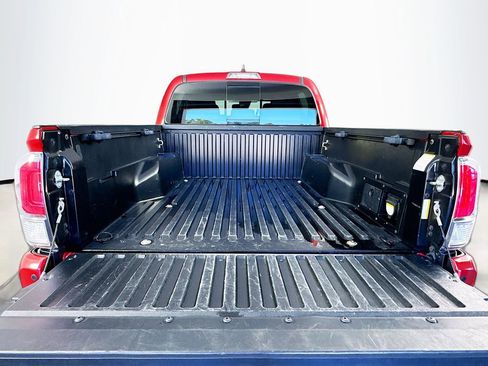 Used 2023 Toyota Tacoma TRD Sport w/ Advanced Technology Package image 27