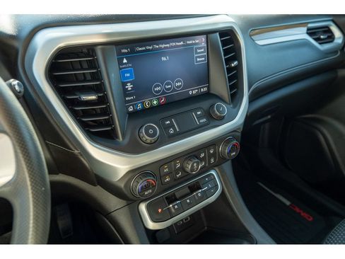 Used 2021 GMC Acadia SLE FWD image 22