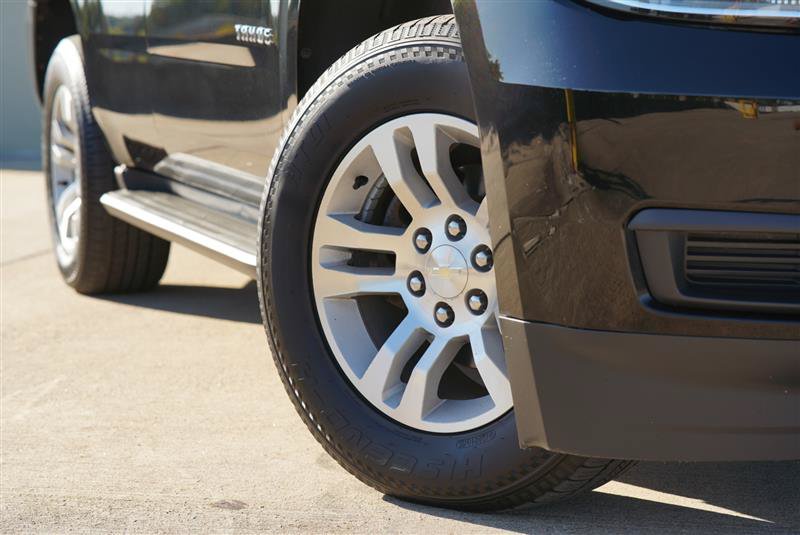 Used 2018 Chevrolet Tahoe LT AWD/4WD image 15
