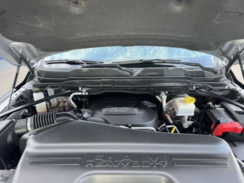 Used 2024 RAM 2500 Big Horn w/ Bed Utility Group image 13