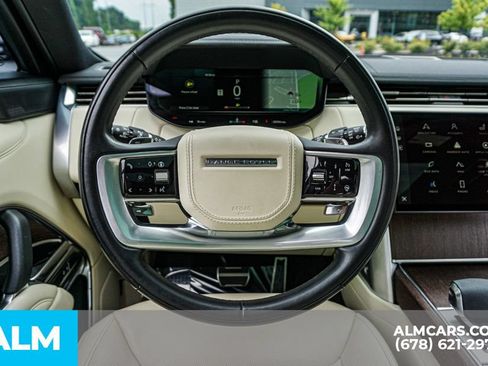 Used 2025 Land Rover Range Rover Long Wheelbase SE AWD/4WD image 29