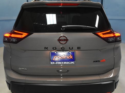New 2026 Nissan Rogue SV image 23