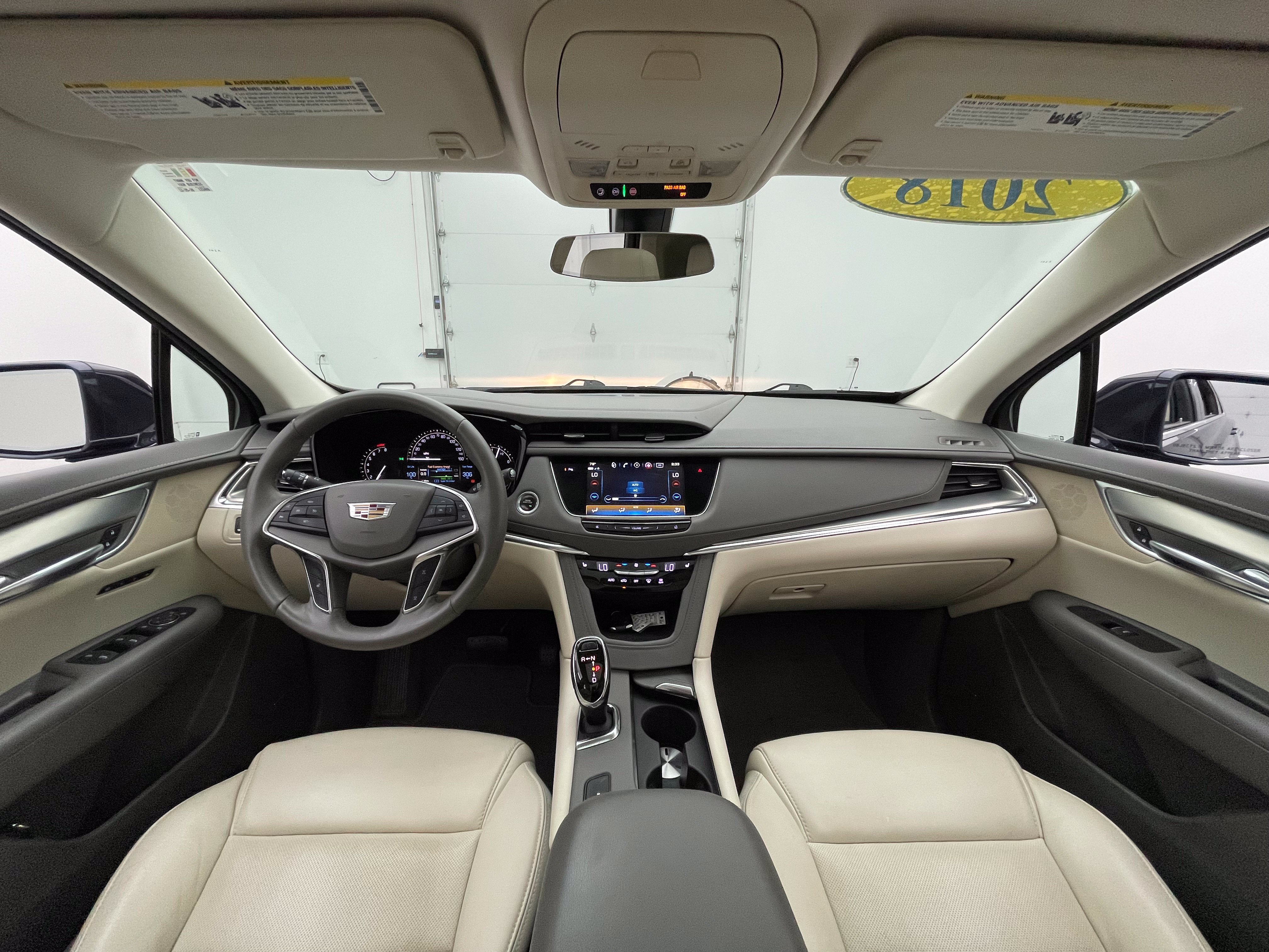 Used 2018 Cadillac XT5 Luxury FWD image 3