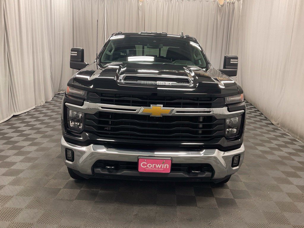 Used 2024 Chevrolet Silverado 3500 LT w/ All Star Edition AWD/4WD image 13