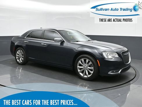 Used 2018 Chrysler 300 Limited image 1