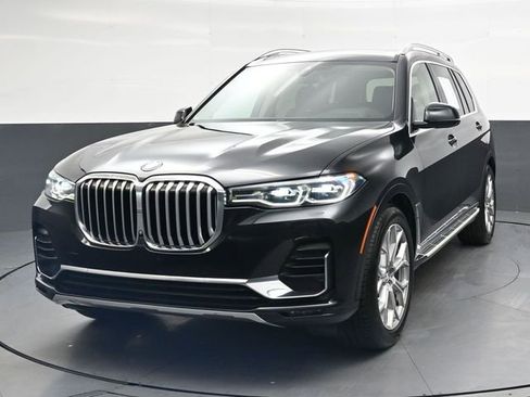 Used 2021 BMW X7 xDrive40i w/ Parking Assistance Package AWD/4WD image 10