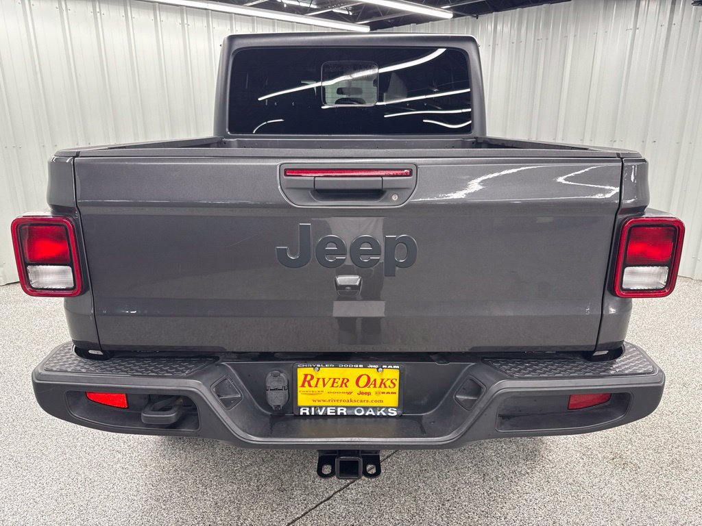 Used 2021 Jeep Gladiator Sport AWD/4WD image 5