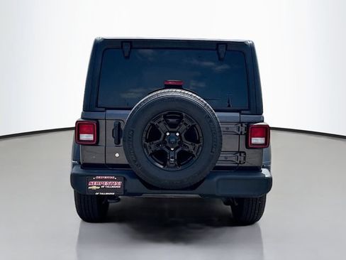 Used 2020 Jeep Wrangler Unlimited Sport S AWD/4WD image 6