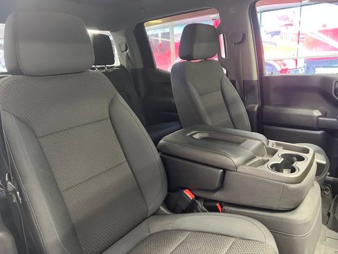 Used 2019 Chevrolet Silverado 1500 Custom w/ Custom Value Package image 39