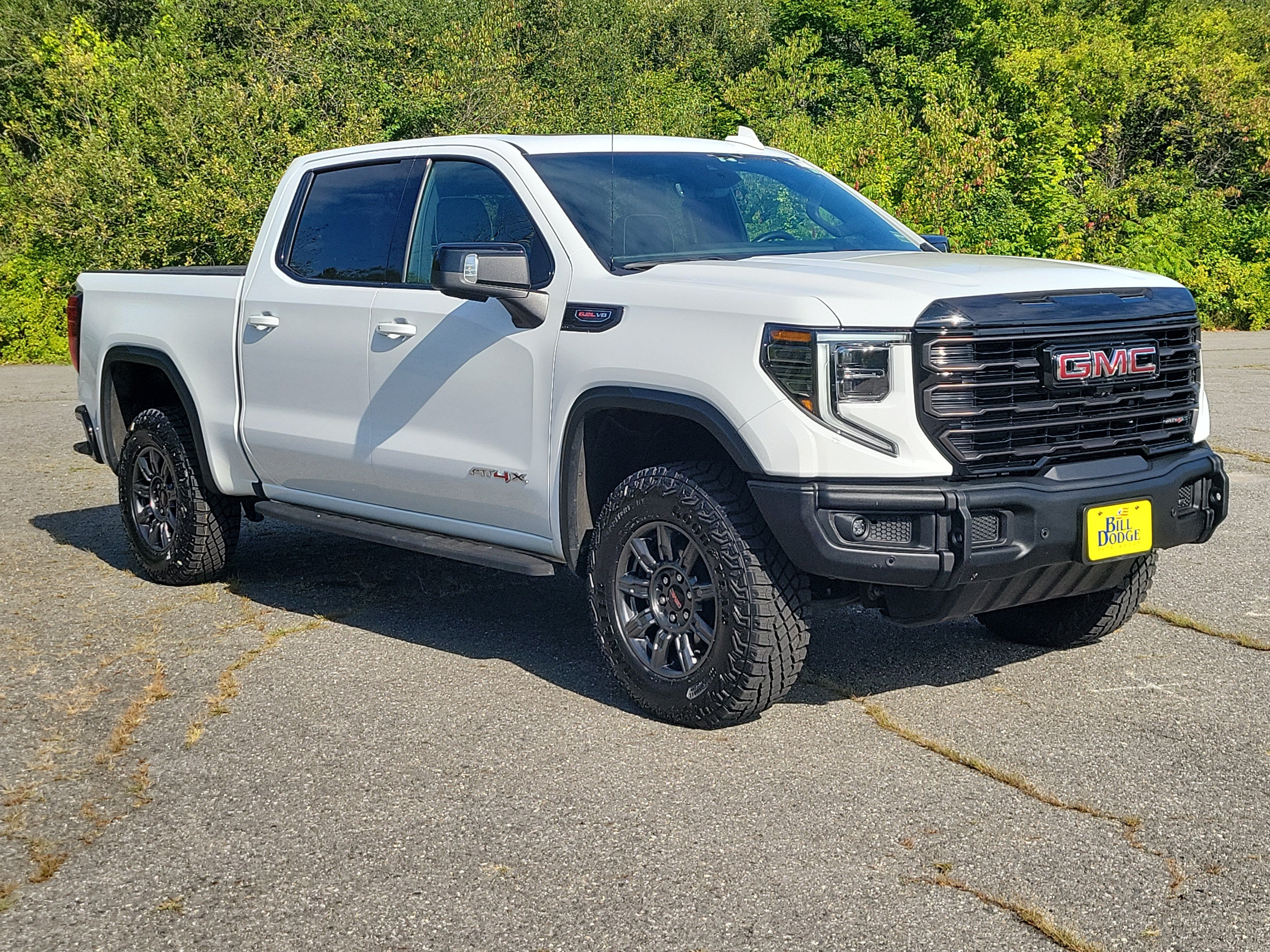 Used 2024 GMC Sierra 1500 AT4X AWD/4WD image 3