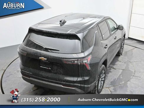 New 2026 Chevrolet Equinox LT w/ Convenience Package II AWD/4WD image 29