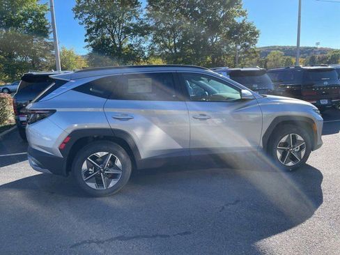 New 2025 Hyundai Tucson SEL image 3