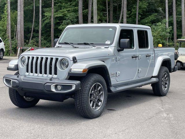 Used 2023 Jeep Gladiator Overland w/ LED Lighting Group AWD/4WD image 35