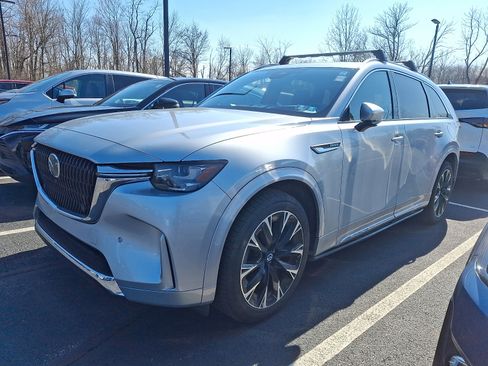 Used 2024 MAZDA CX-90 3.3 Turbo S w/ Premium Package image 2