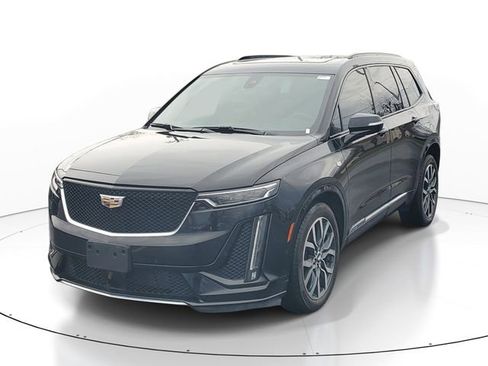Certified 2021 Cadillac XT6 Sport w/ Platinum Package image 2
