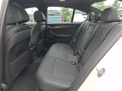 Used 2023 BMW 530i xDrive w/ M Sport Package AWD/4WD image 10