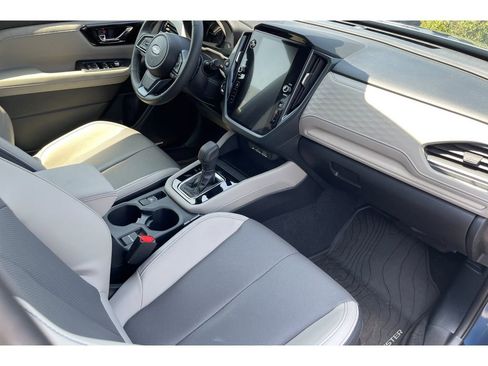 Used 2025 Subaru Forester Limited image 19