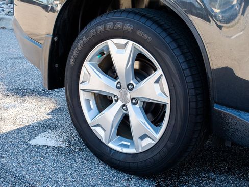 Used 2015 Subaru Forester 2.5i Limited w/ Popular Package #1 image 7